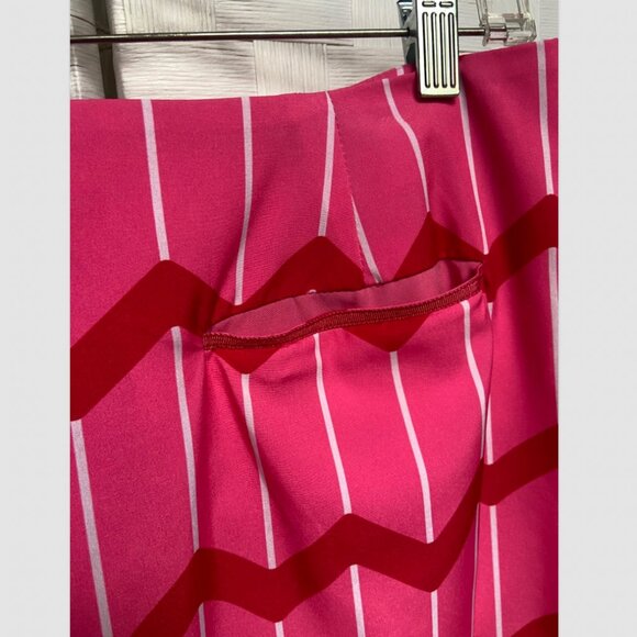 Golftini Golf Tennis Performance I Love Lucy Chevron Pink Skort Size 10 L - Picture 6 of 9